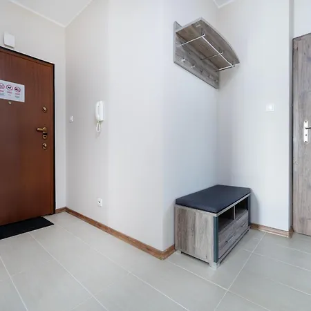 Niciarniana Spacious Apartment Lodz
