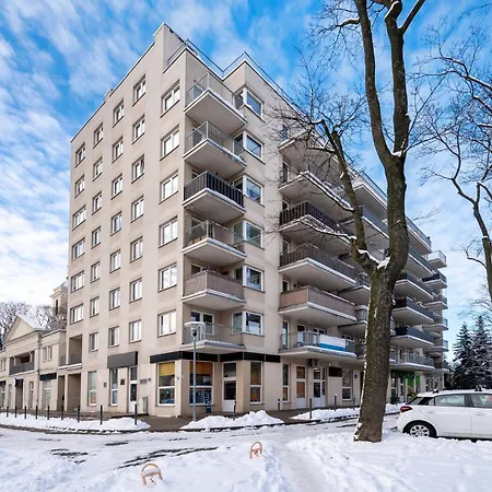 Niciarniana Spacious Apartment Lodz
